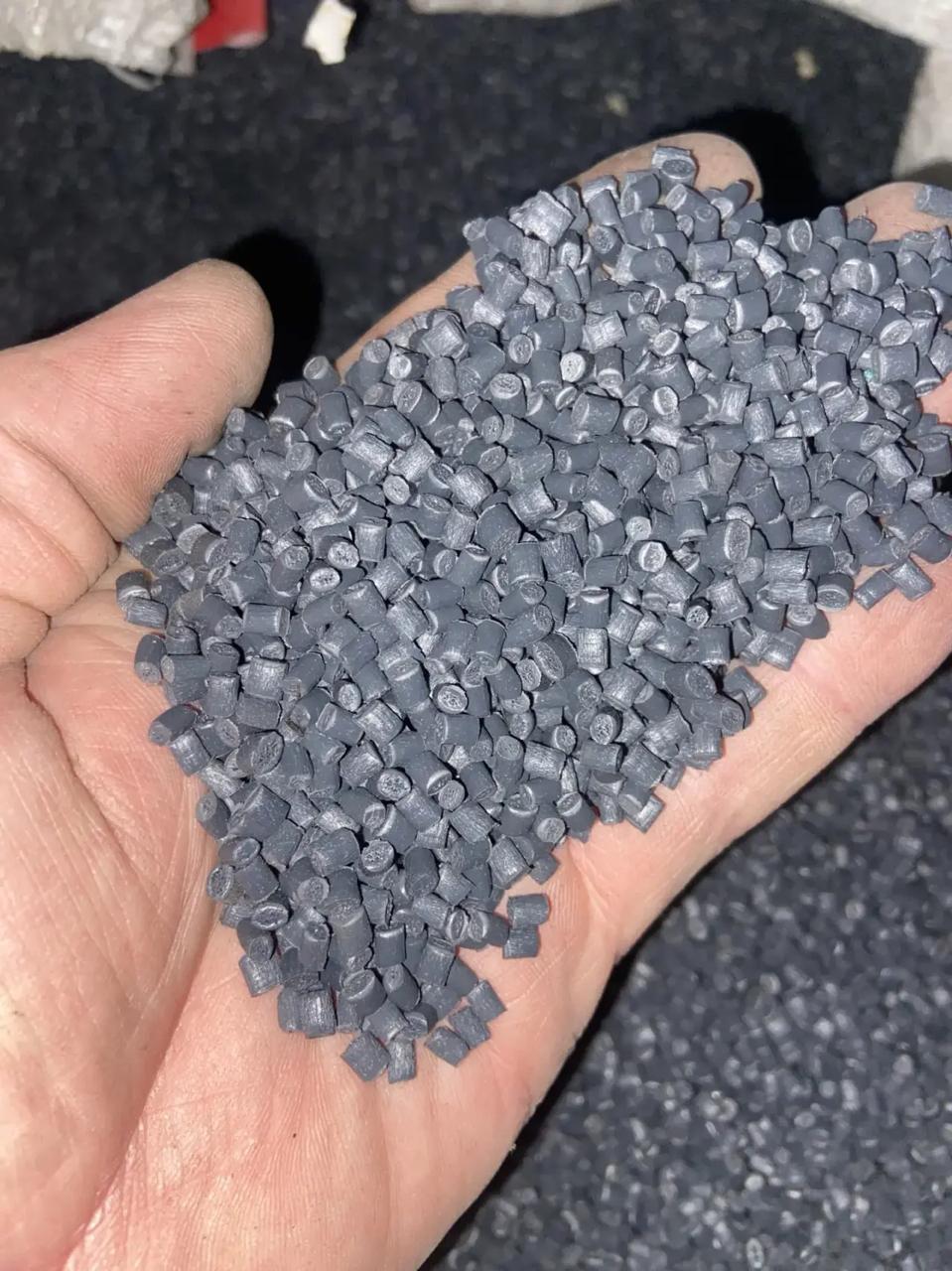 Продам ПВД Гранула Цветная Пленочная