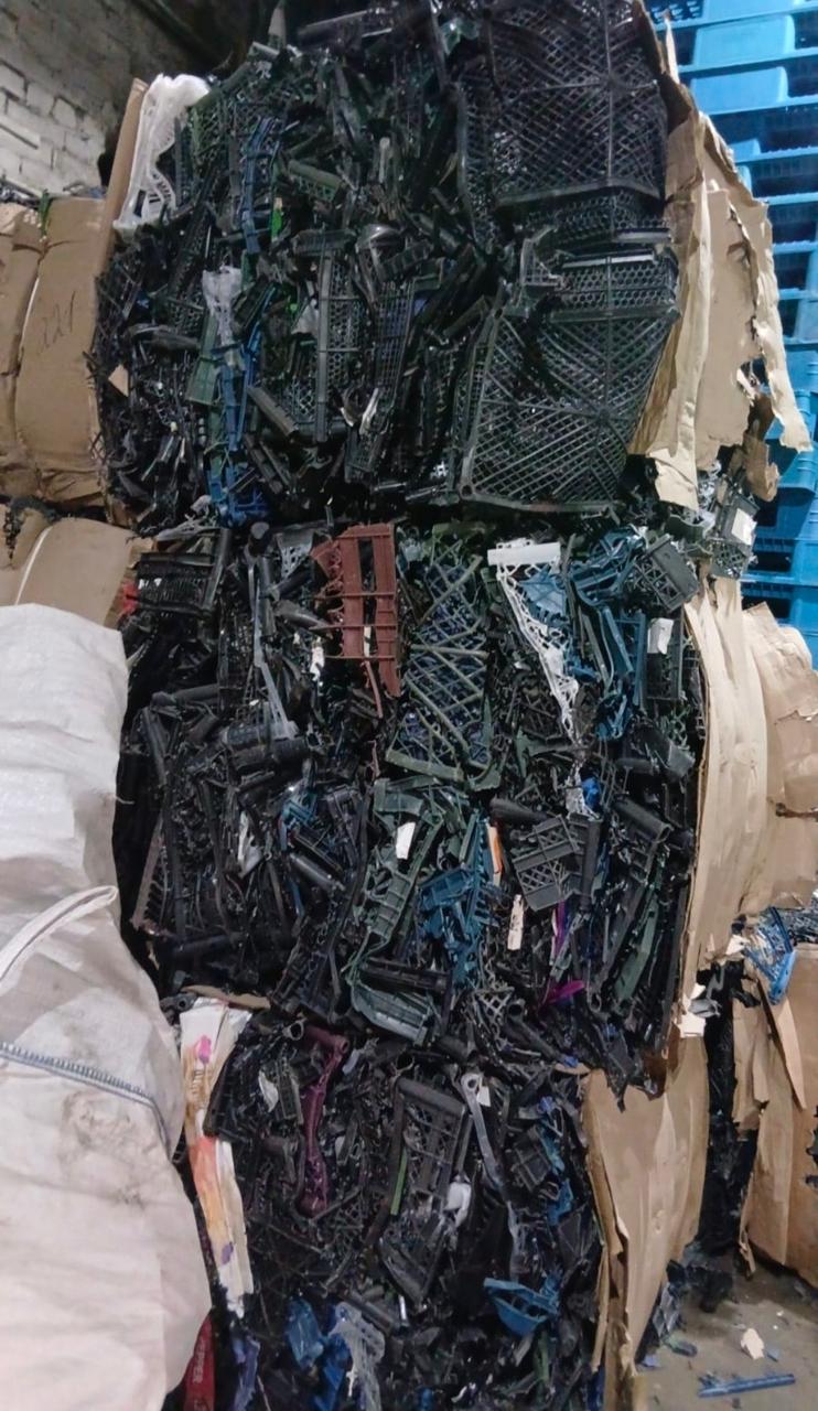 Продам ПП Ящик Овощной магазинный