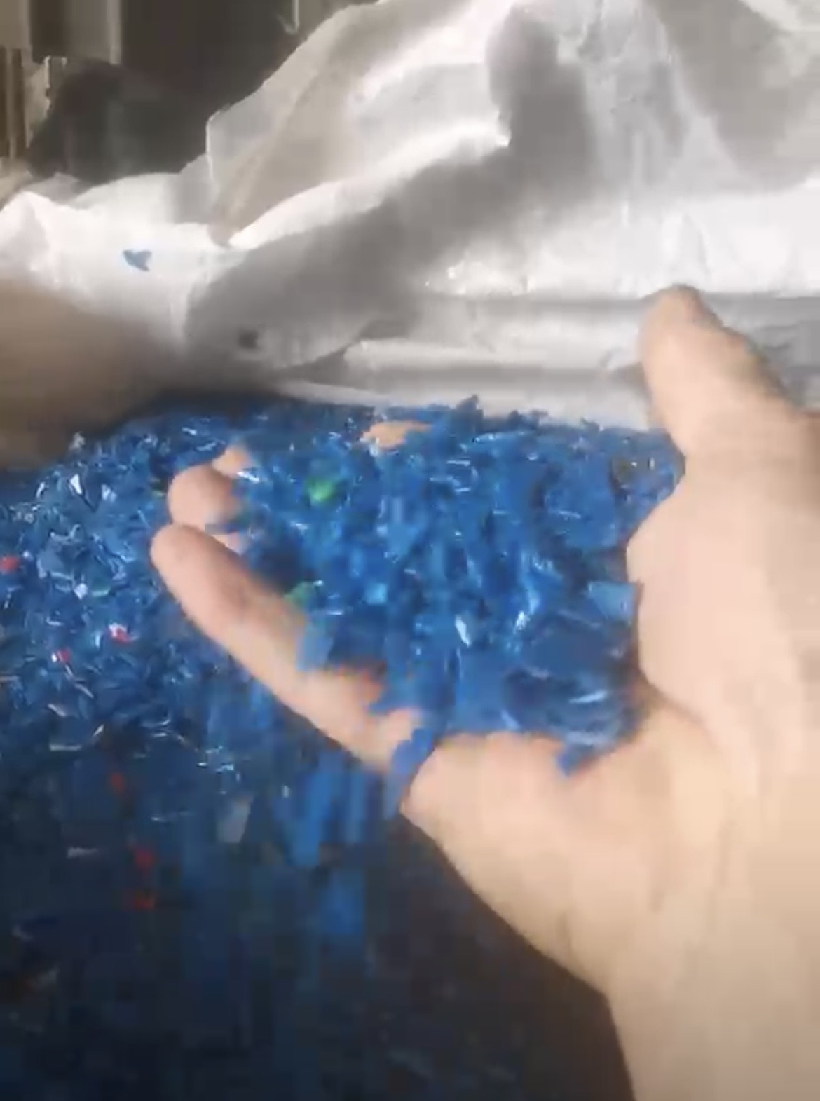 Продам ПНД Дробленка из Канистры (МЫТАЯ)