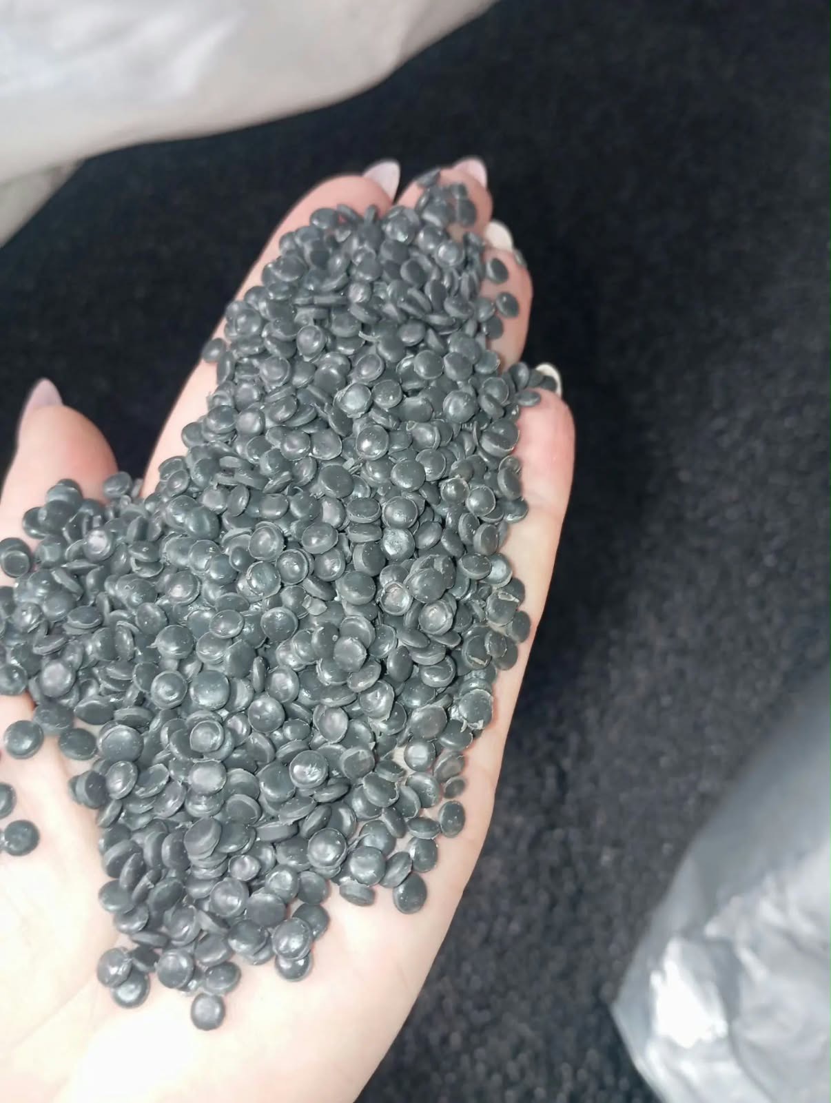 Продам ПВД Гранула Цветная Пленочная