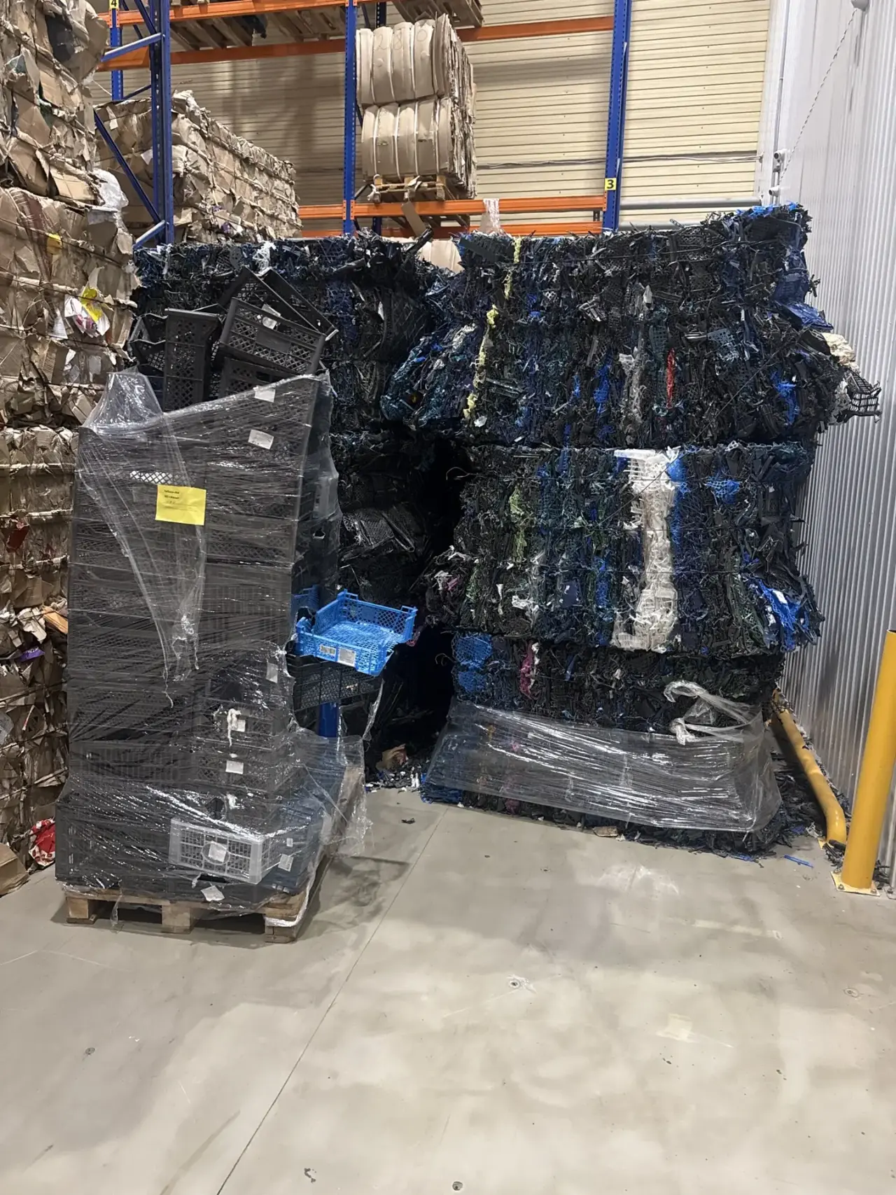 Продам ПП Ящик Овощной магазинный